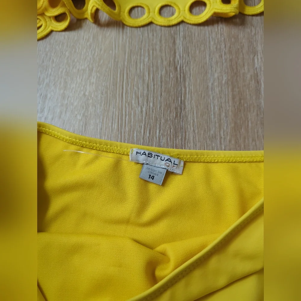 Habitual Girls Yellow 2 Piece Eyelet Ruffle Top And  Bikini Bottoms Swimsuit